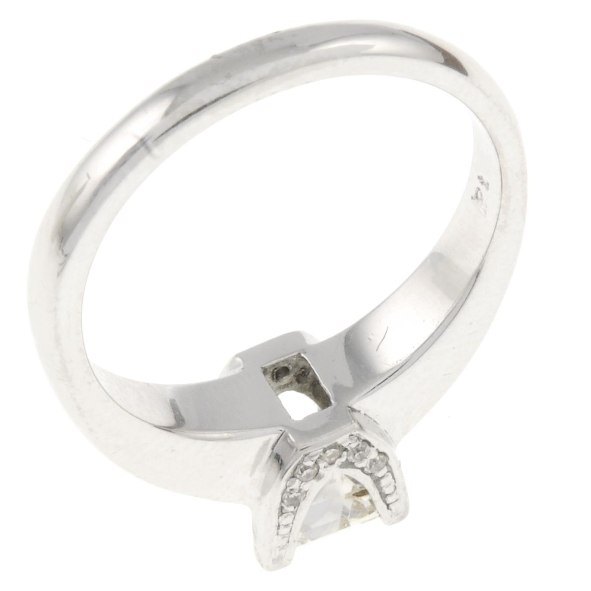 A square-shape diamond single-stone ring.Estimated diamond weight 0.75ct, - Bild 4 aus 4