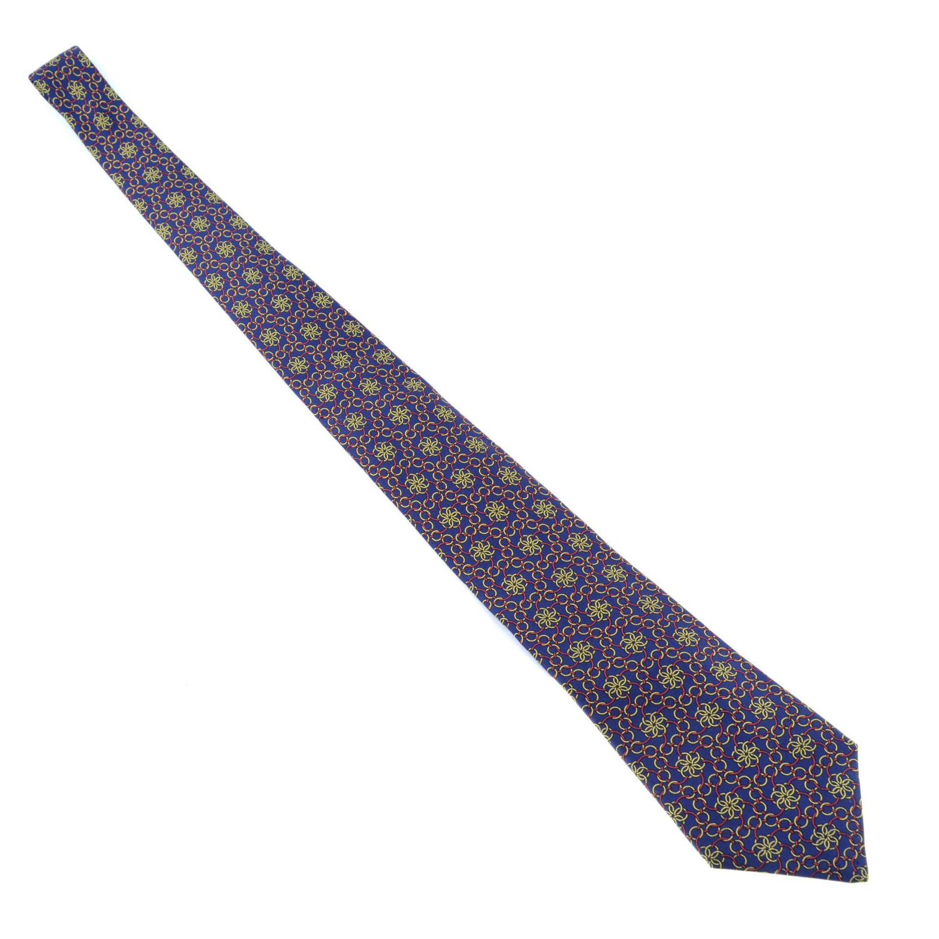 HERMÈS - a silk tie. - Bild 2 aus 5