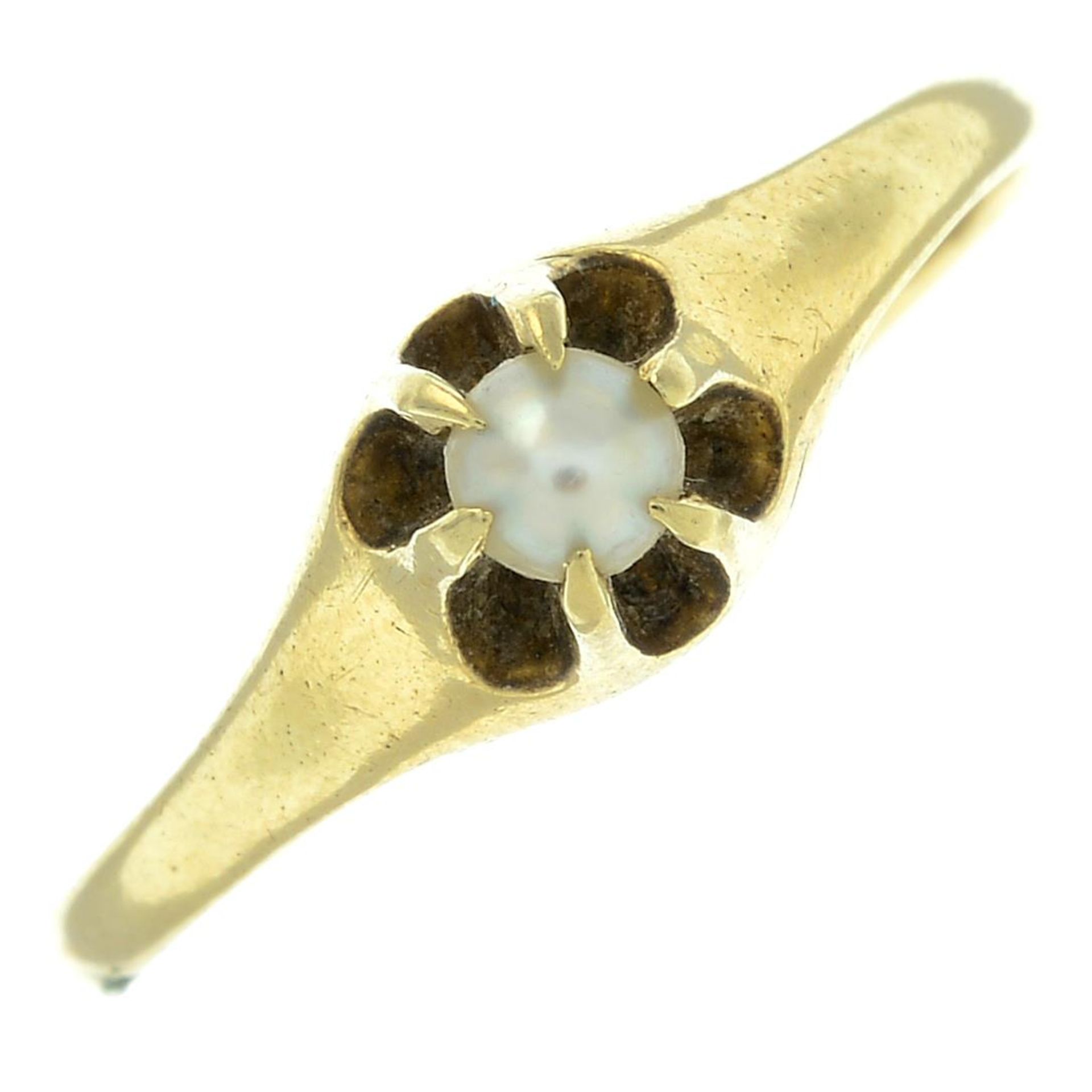 A cultured pearl single-stone ring.Stamped 14K.Ring size O.