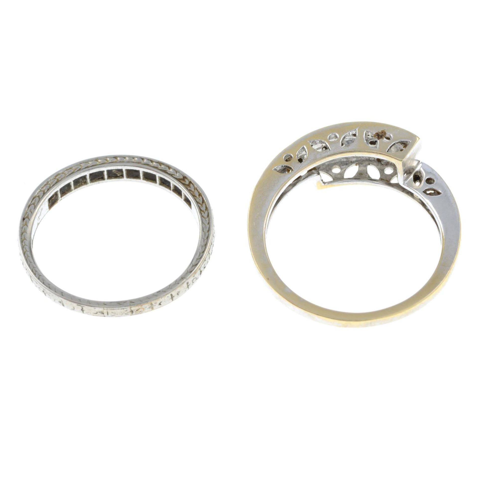 A brilliant-cut diamond half eternity ring, stamped PT, ring size M, 3.2gms. - Bild 3 aus 3