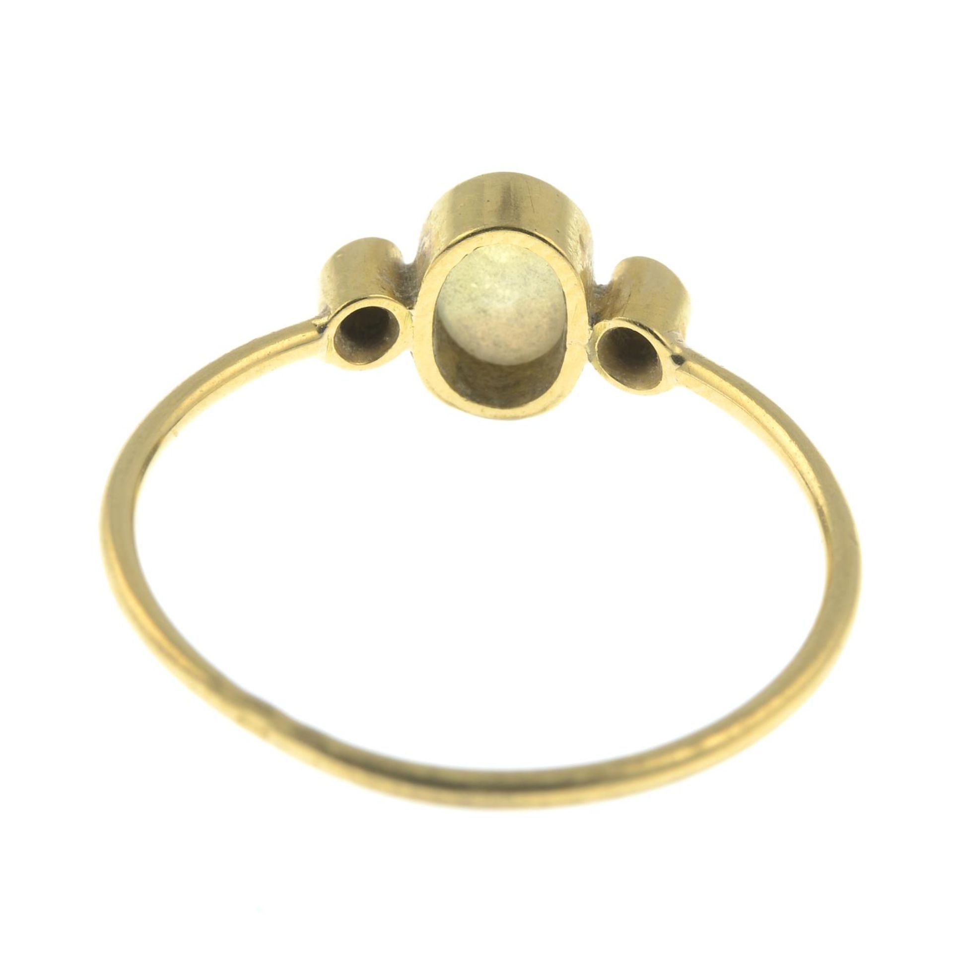 An opal and single-cut diamond three-stone ring.Ring size N. - Bild 3 aus 3