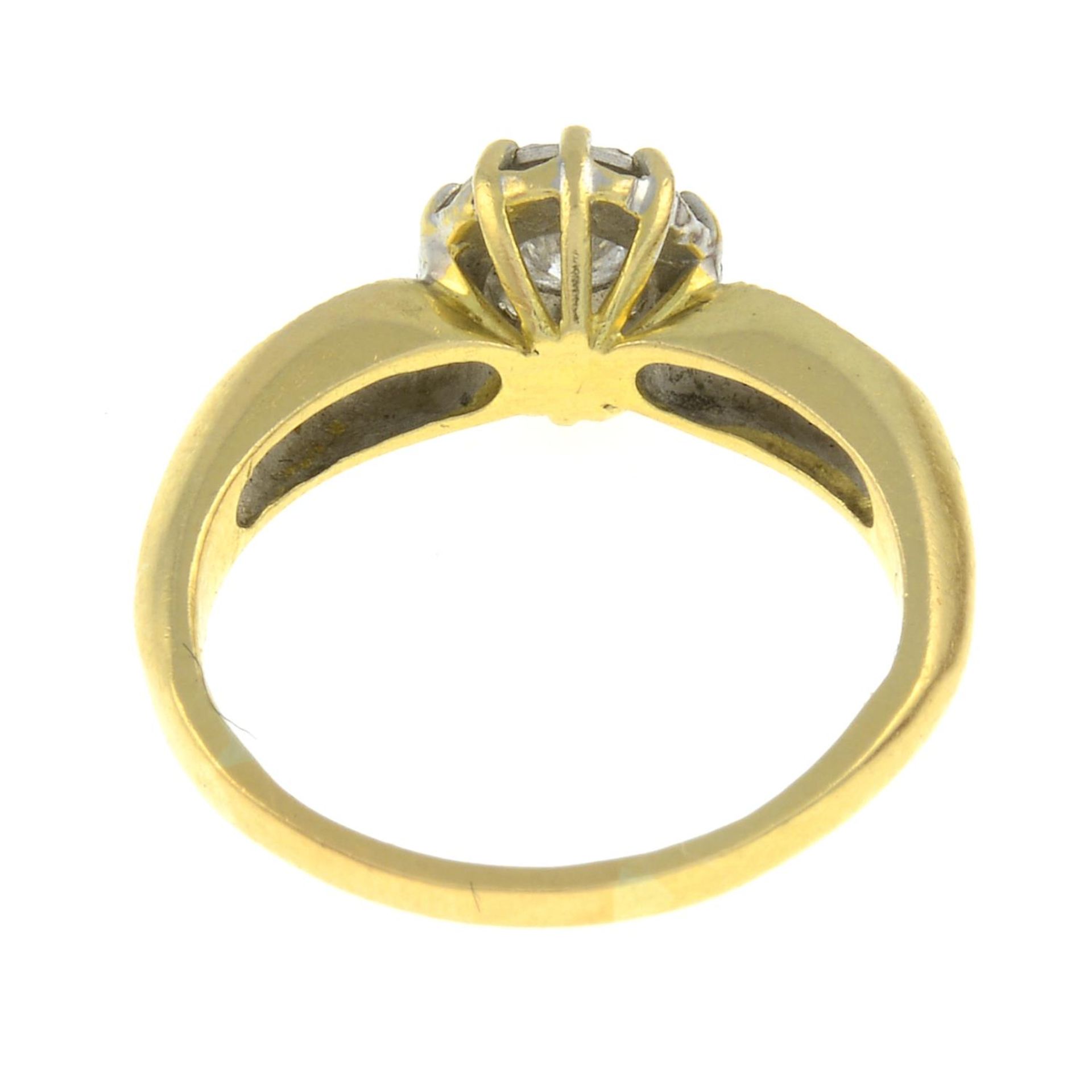 A gold illusion-set diamond dress ring.Estimated total diamond weight 0.20ct, - Bild 2 aus 2