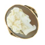 An early 20th century 9ct gold shell cameo ring.