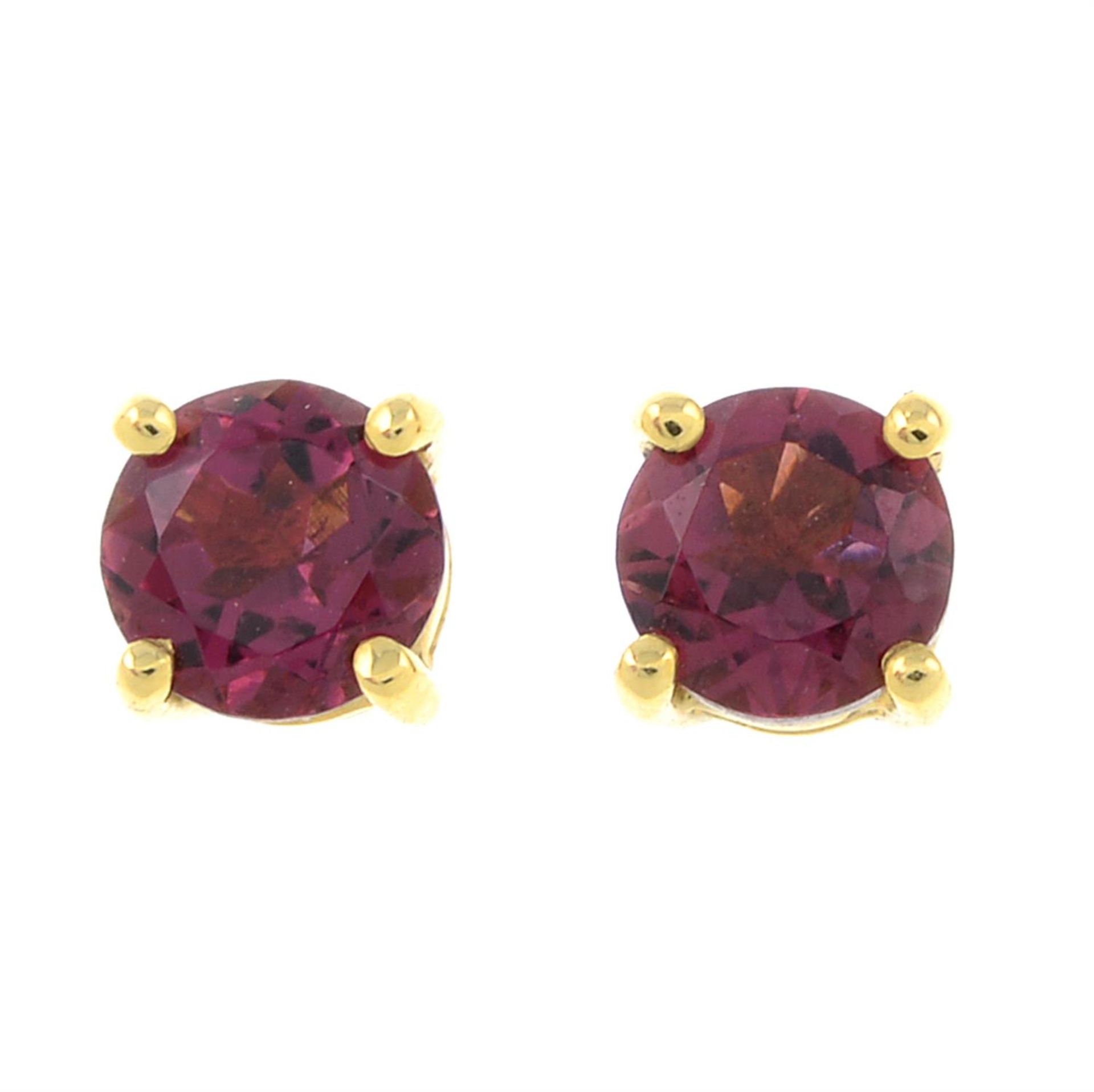 A pair of 18ct gold pink tourmaline stud earrings.