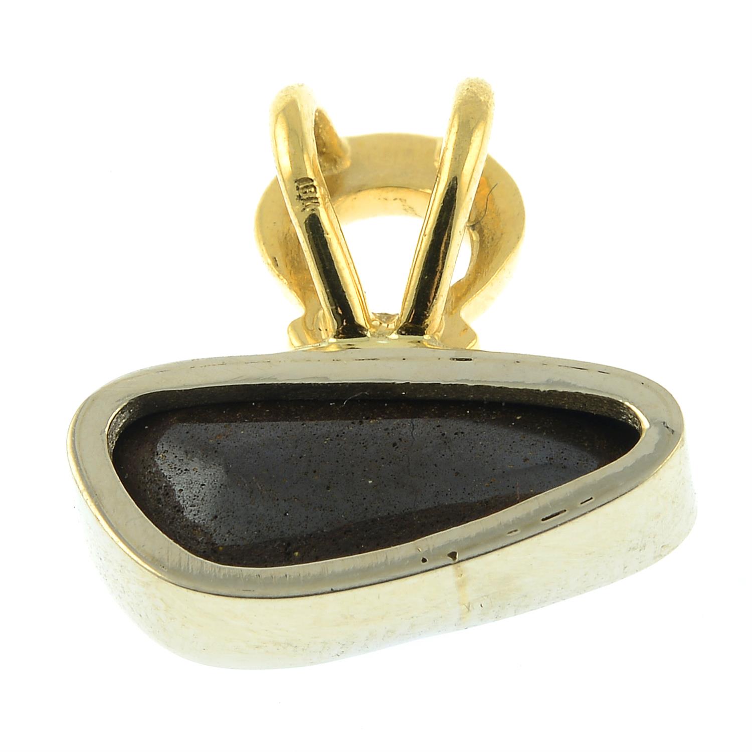 A boulder opal pendant. - Image 2 of 2