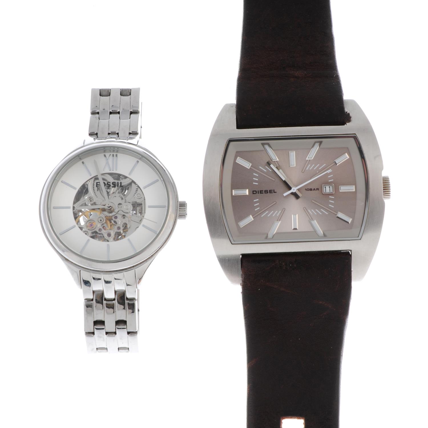 A group of five assorted watches, to include examples by Fossil and Diesel. - Image 2 of 3