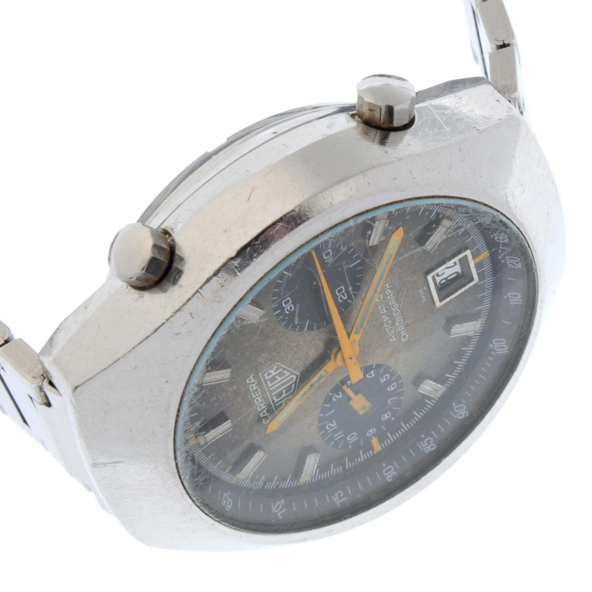 HEUER - a Carrera chronograph bracelet watch. - Bild 4 aus 6