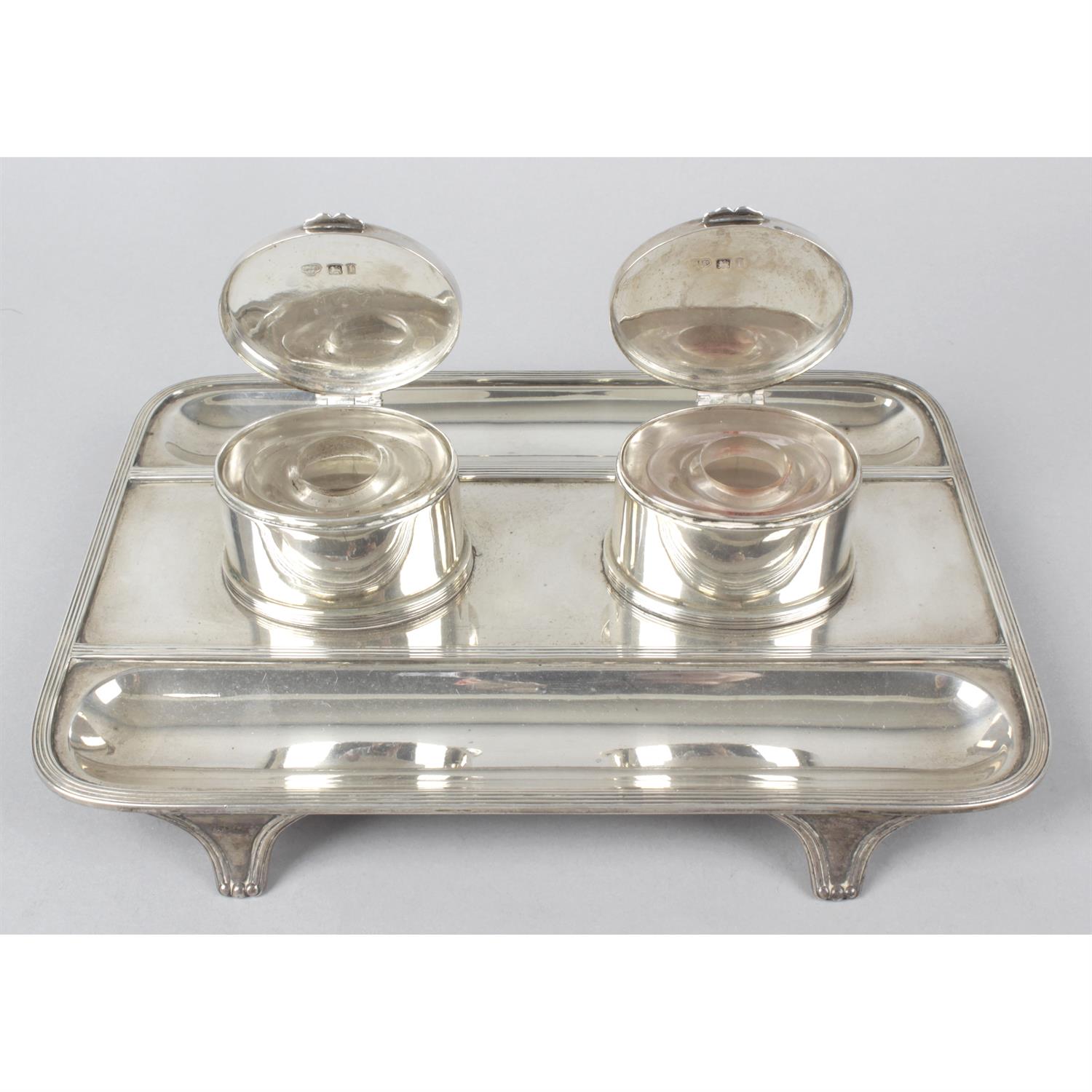 A George V silver ink stand. - Image 3 of 6