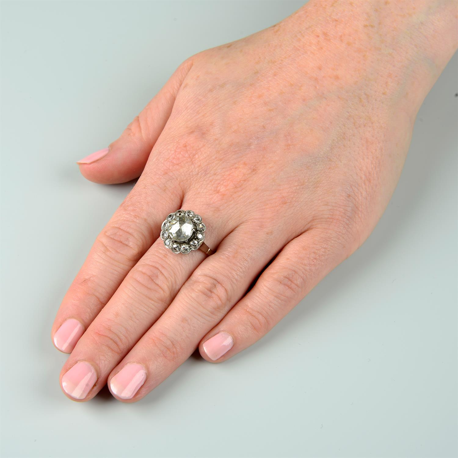 A rose and circular-cut diamond cluster ring. - Image 6 of 6