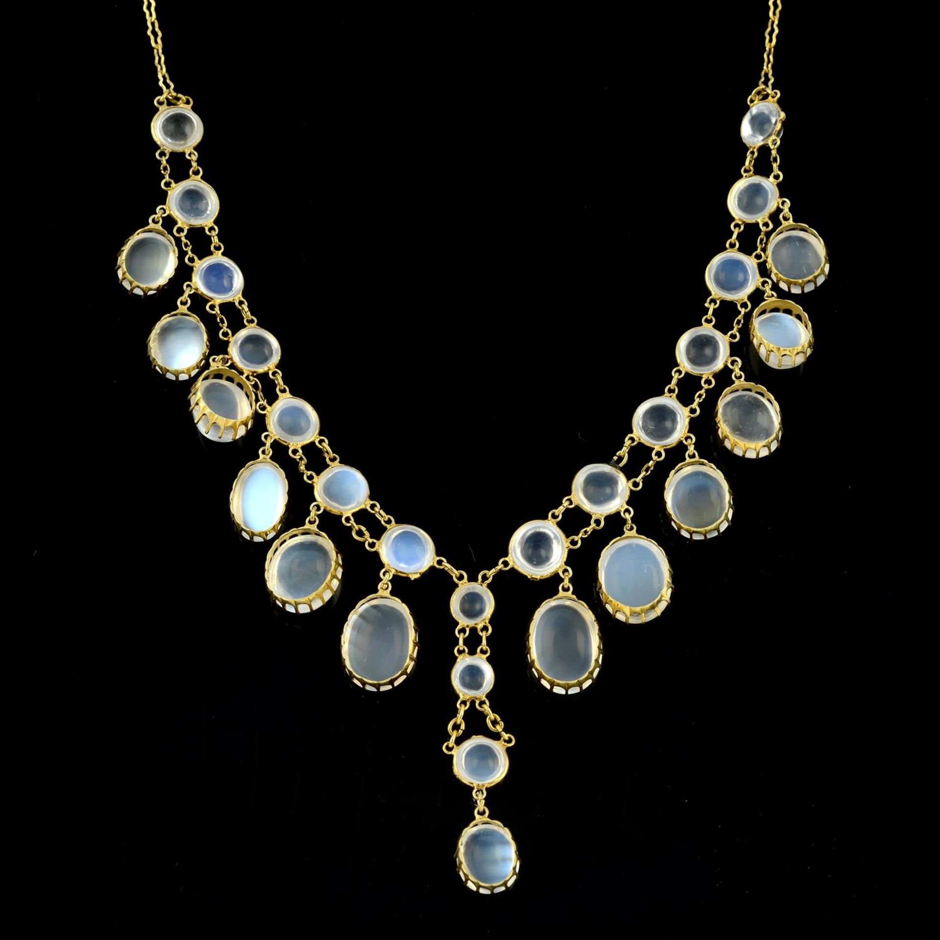 A moonstone fringe necklace. - Bild 4 aus 5