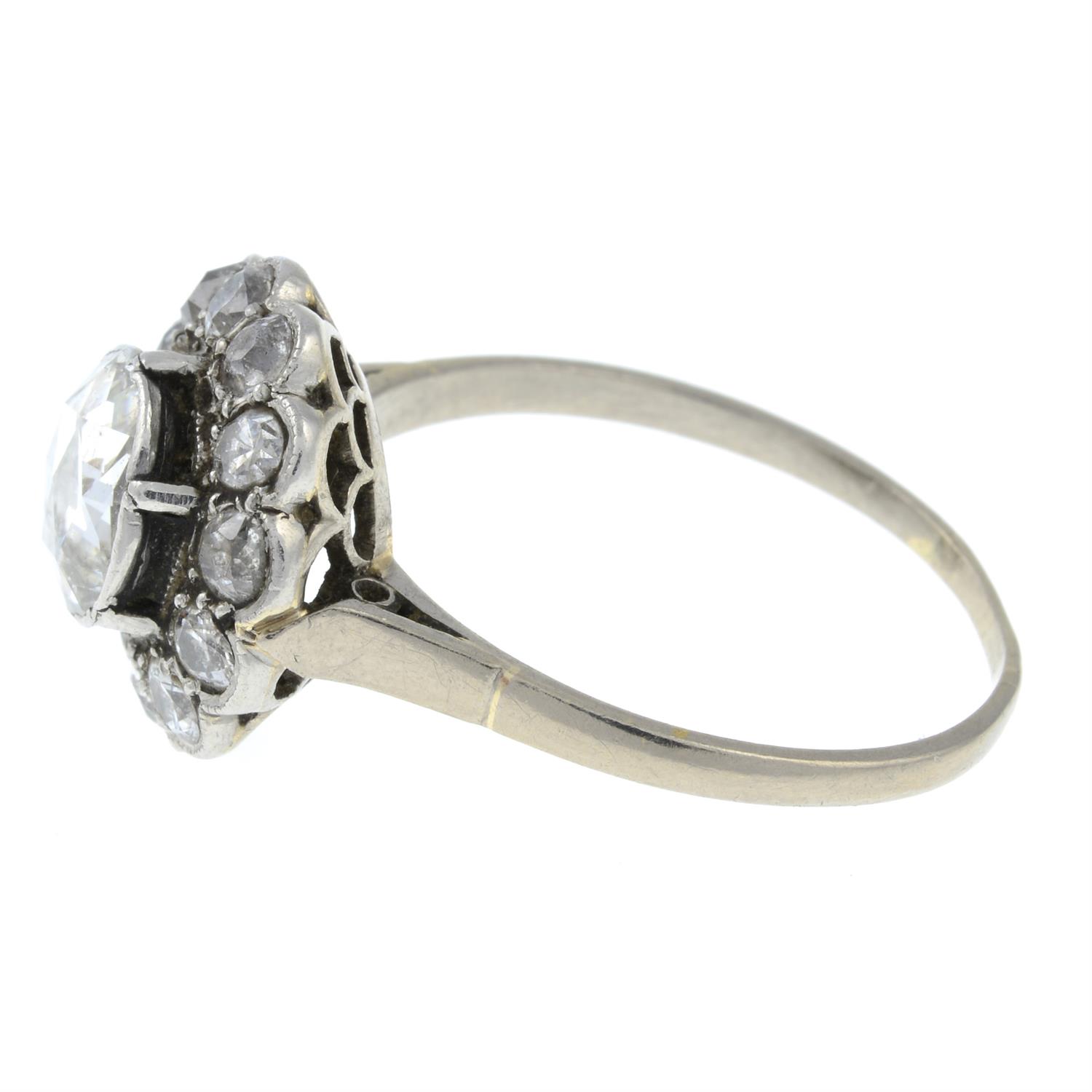 A rose and circular-cut diamond cluster ring. - Image 3 of 6