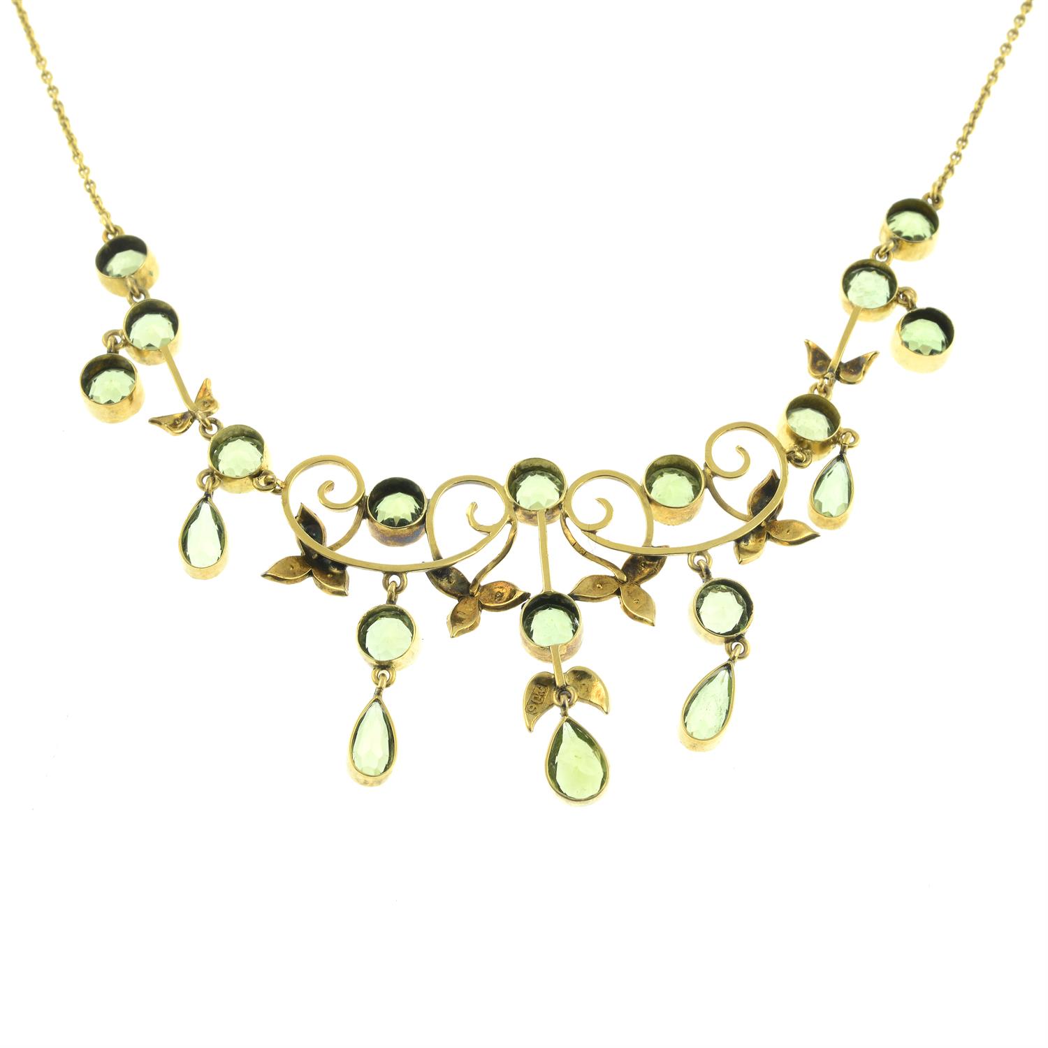 An early 20th century 9ct gold peridot and split pearl fringe necklace. - Image 3 of 5