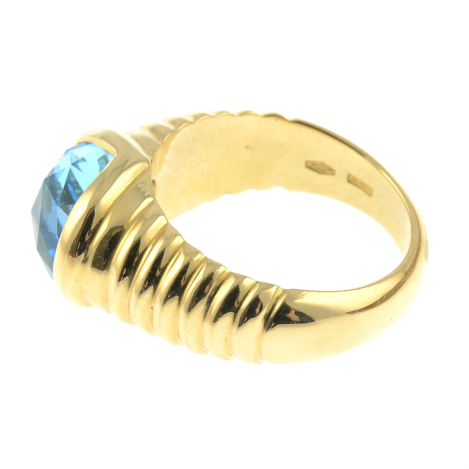 A blue topaz ring, by Bulgari. - Image 3 of 6