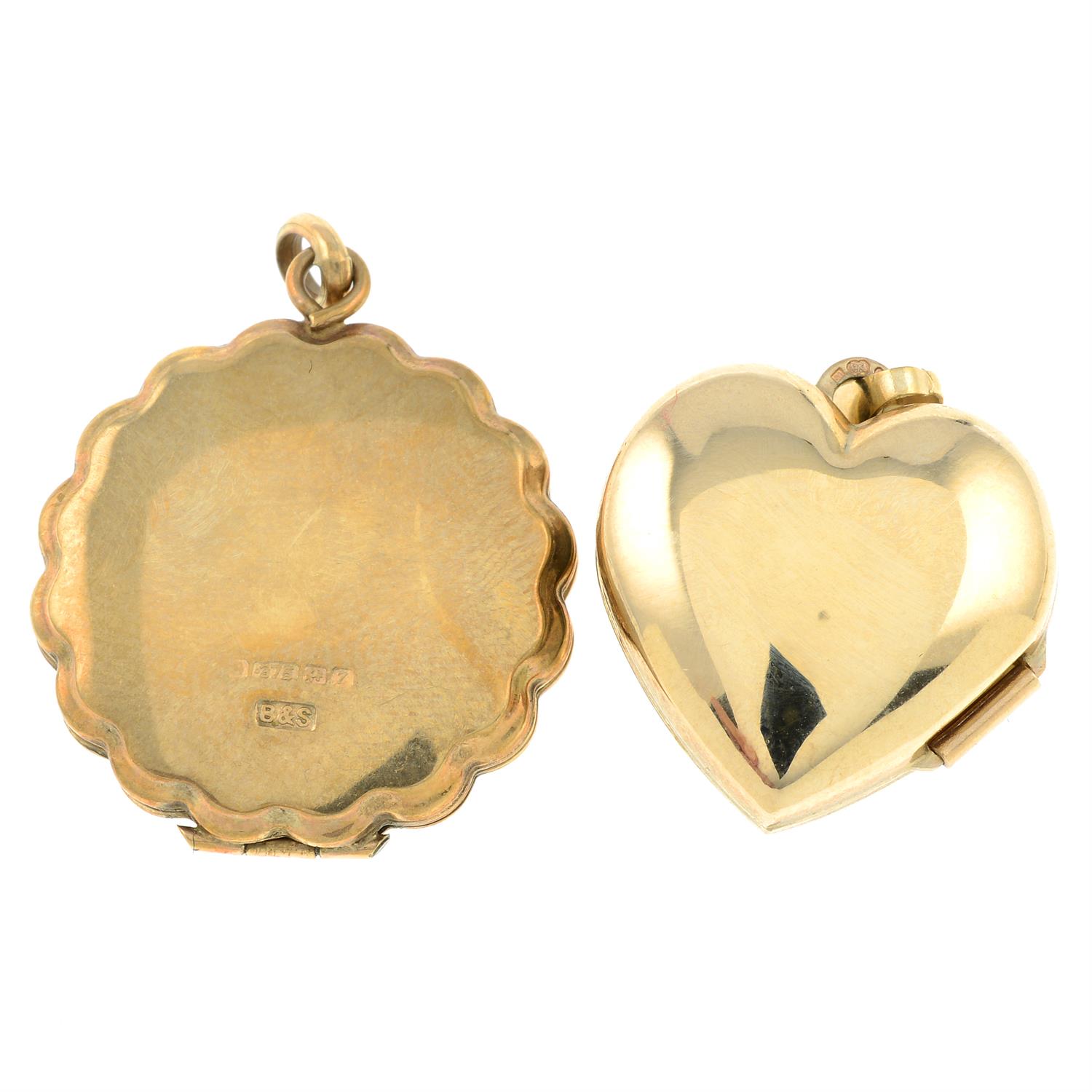 Two 9ct gold lockets. - Image 2 of 2