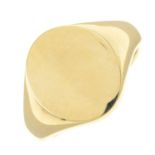 A 9ct gold oval-shape signet ring.