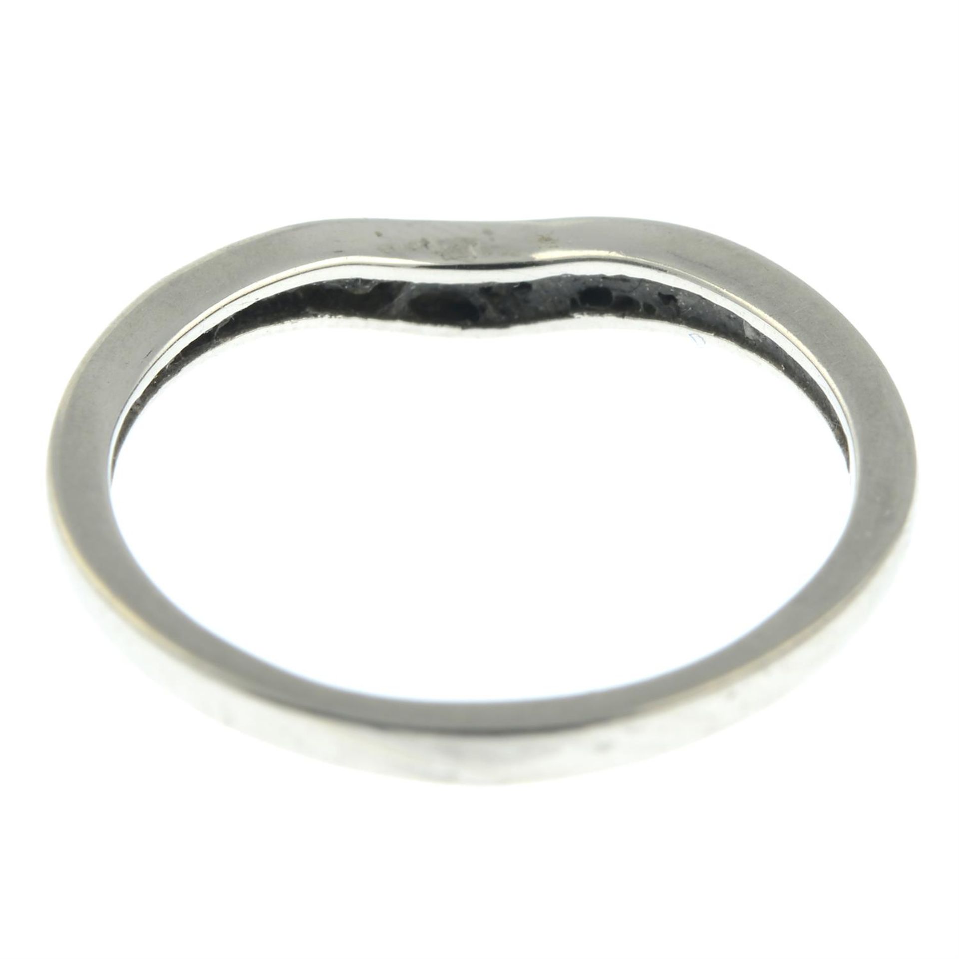 A platinum diamond band ring. - Image 3 of 3