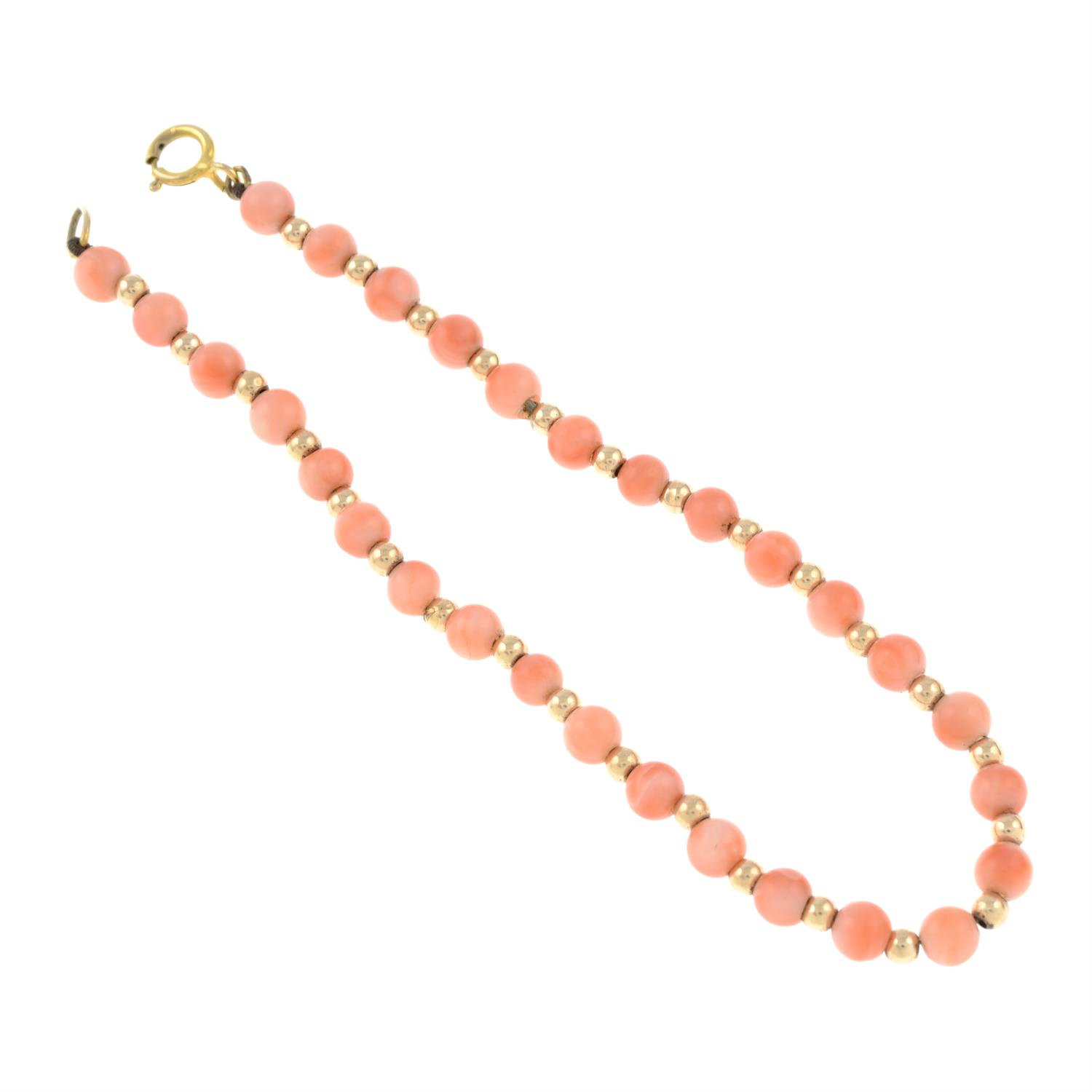 A coral bead bracelet. - Image 2 of 2