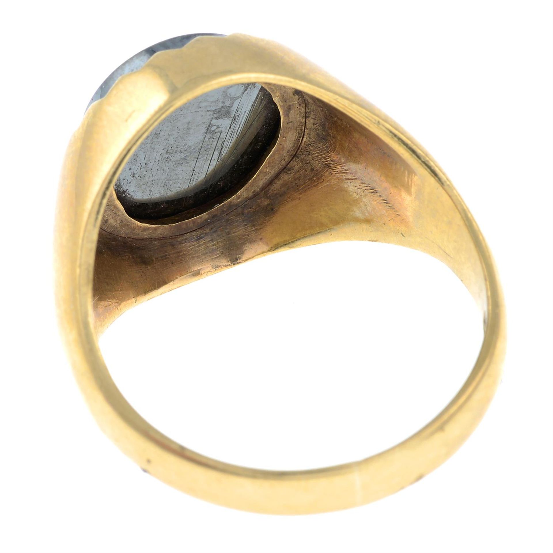 A 9ct gold hematite signet ring. - Image 2 of 2