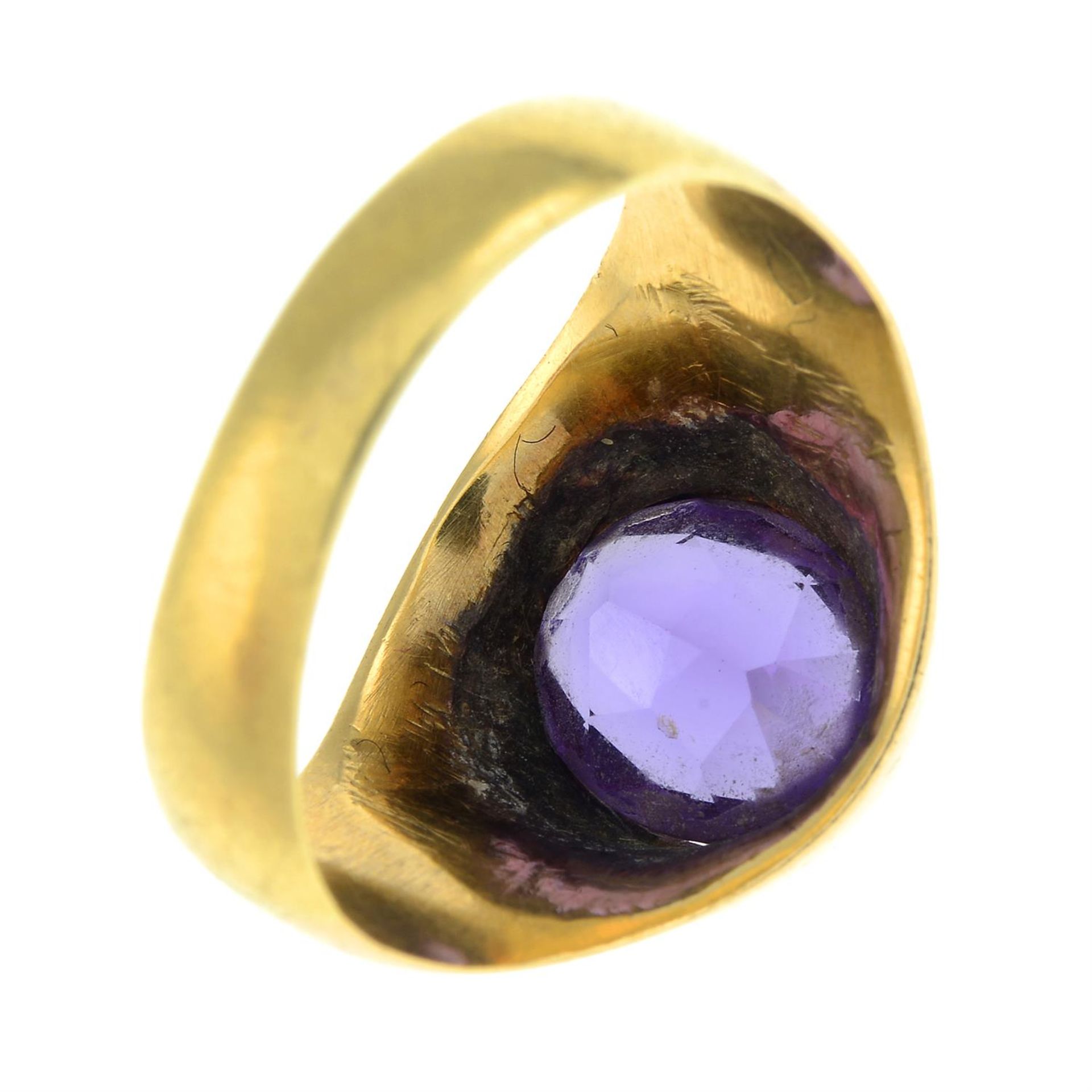 A synthetic colour-change sapphire single-stone ring. - Image 2 of 2