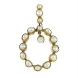 A Georgian 9ct gold split pearl pendant.
