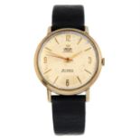 SMITHS- a 9ct yellow gold Everest wrist watch, 33mm.