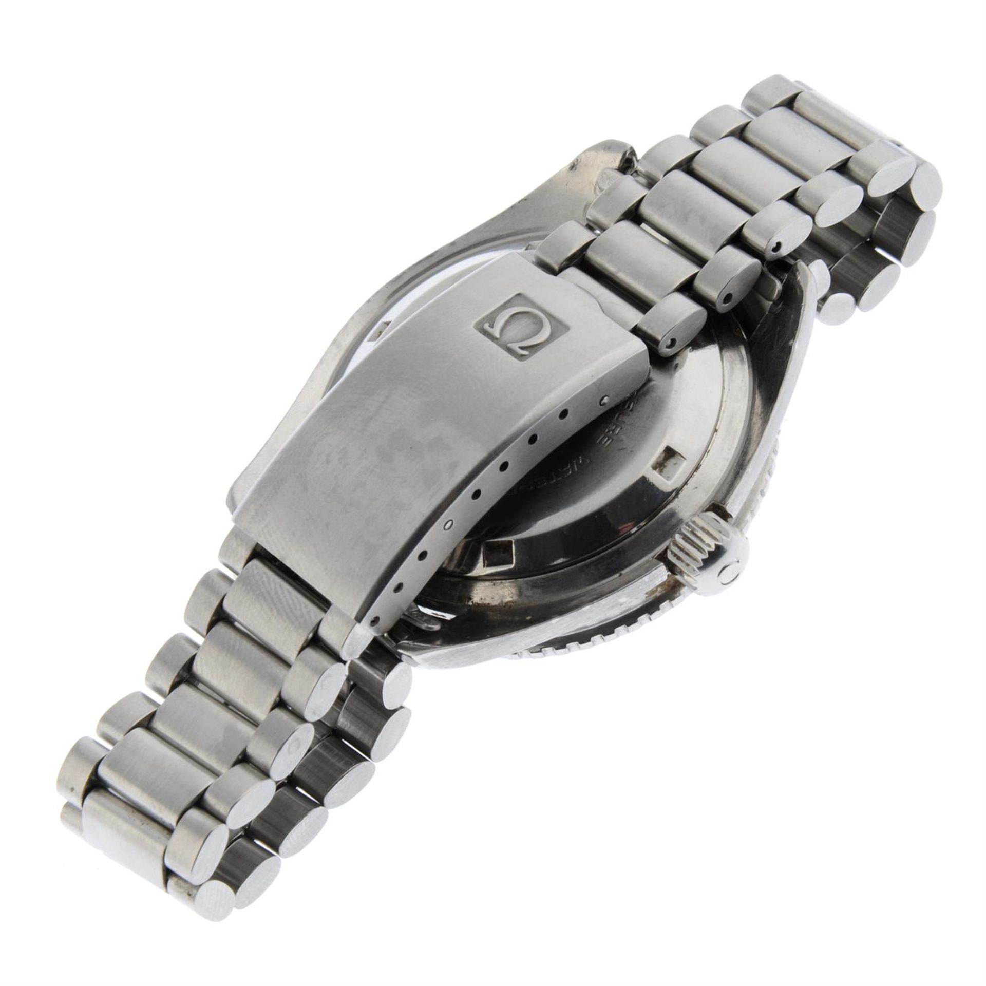 OMEGA - a stainless steel Seamaster 300 'Big Triangle' bracelet watch, 41mm. - Image 3 of 5