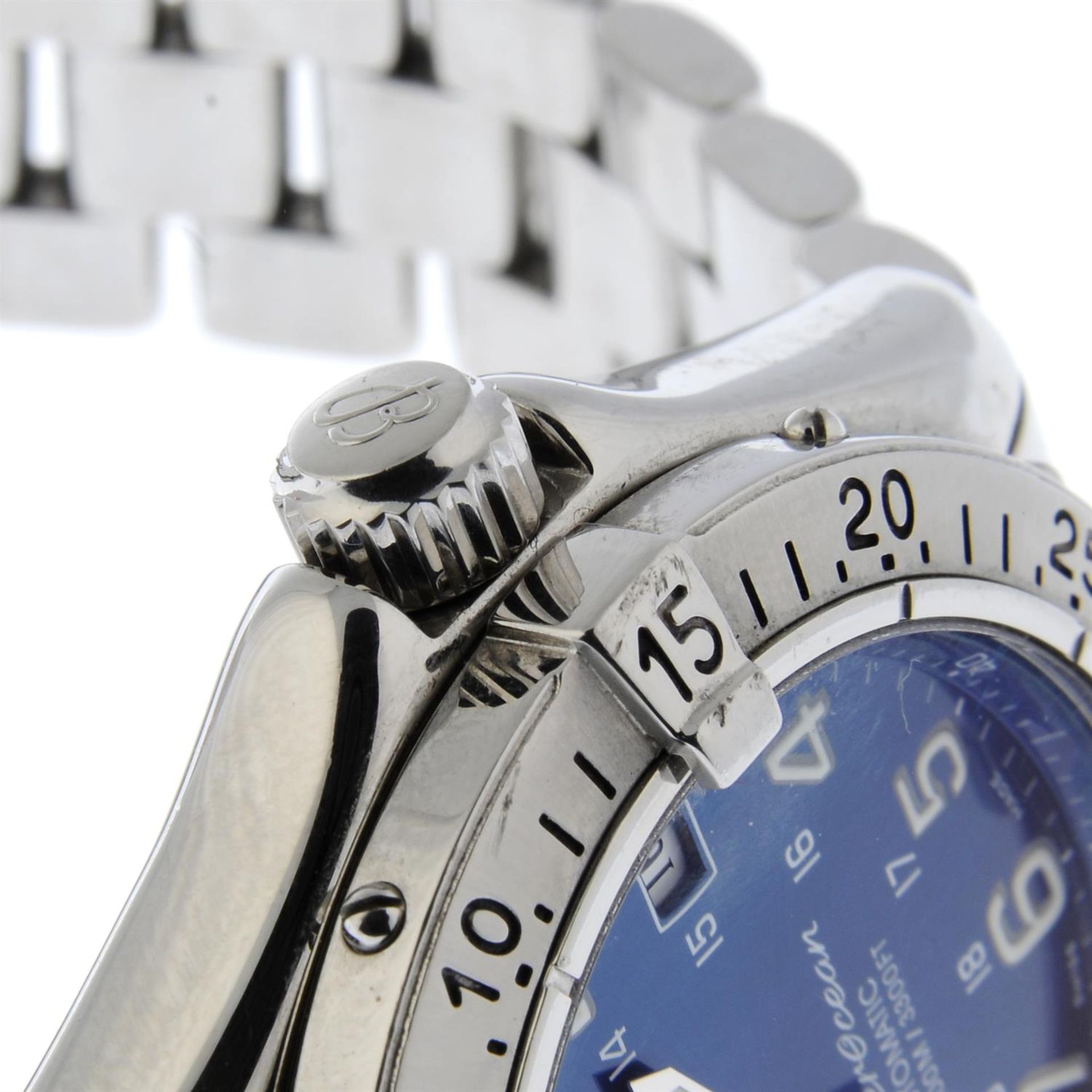 BREITLING - a stainless steel SuperOcean bracelet watch, 41mm. - Image 4 of 5