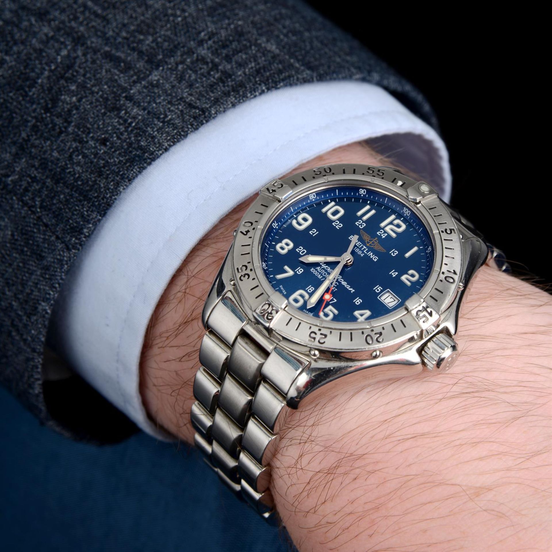BREITLING - a stainless steel SuperOcean bracelet watch, 41mm. - Image 5 of 5