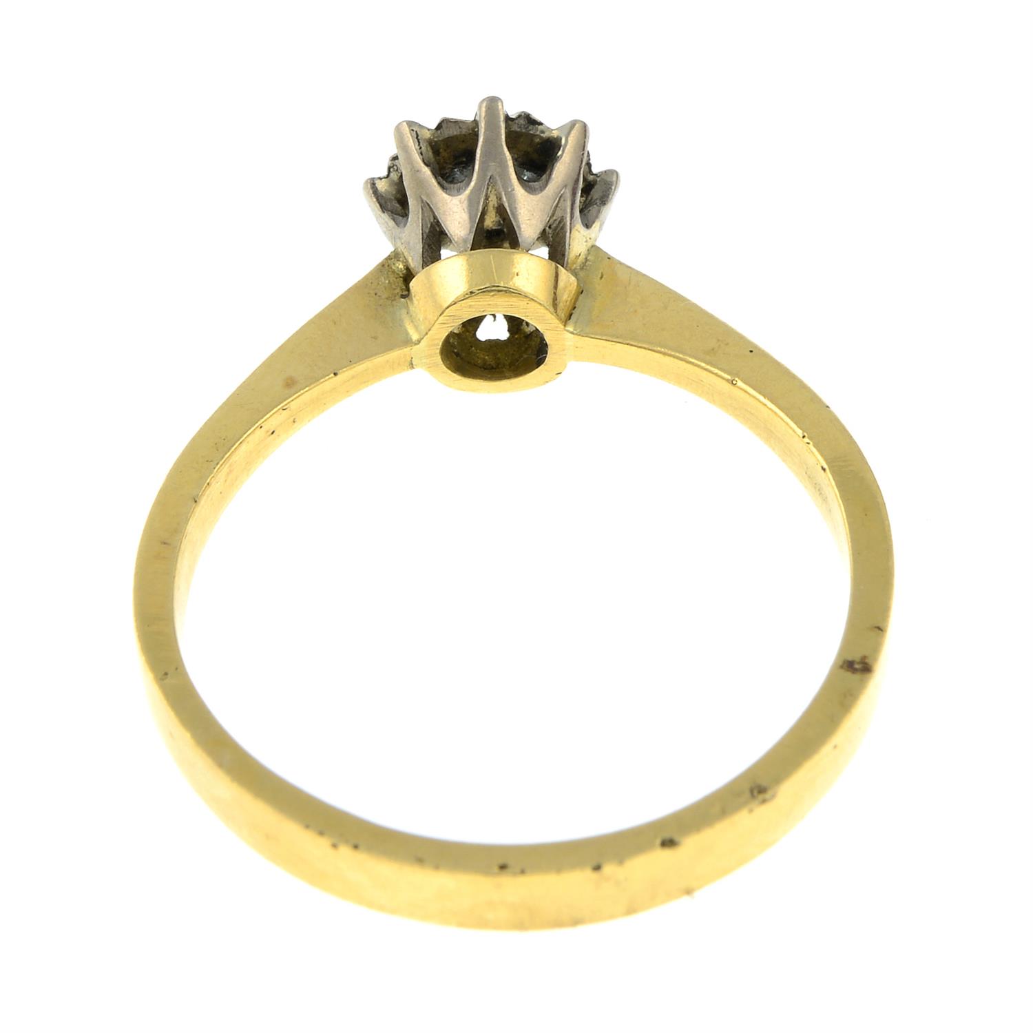 An 18ct gold illusion-set diamond single-stone ring. - Bild 3 aus 3