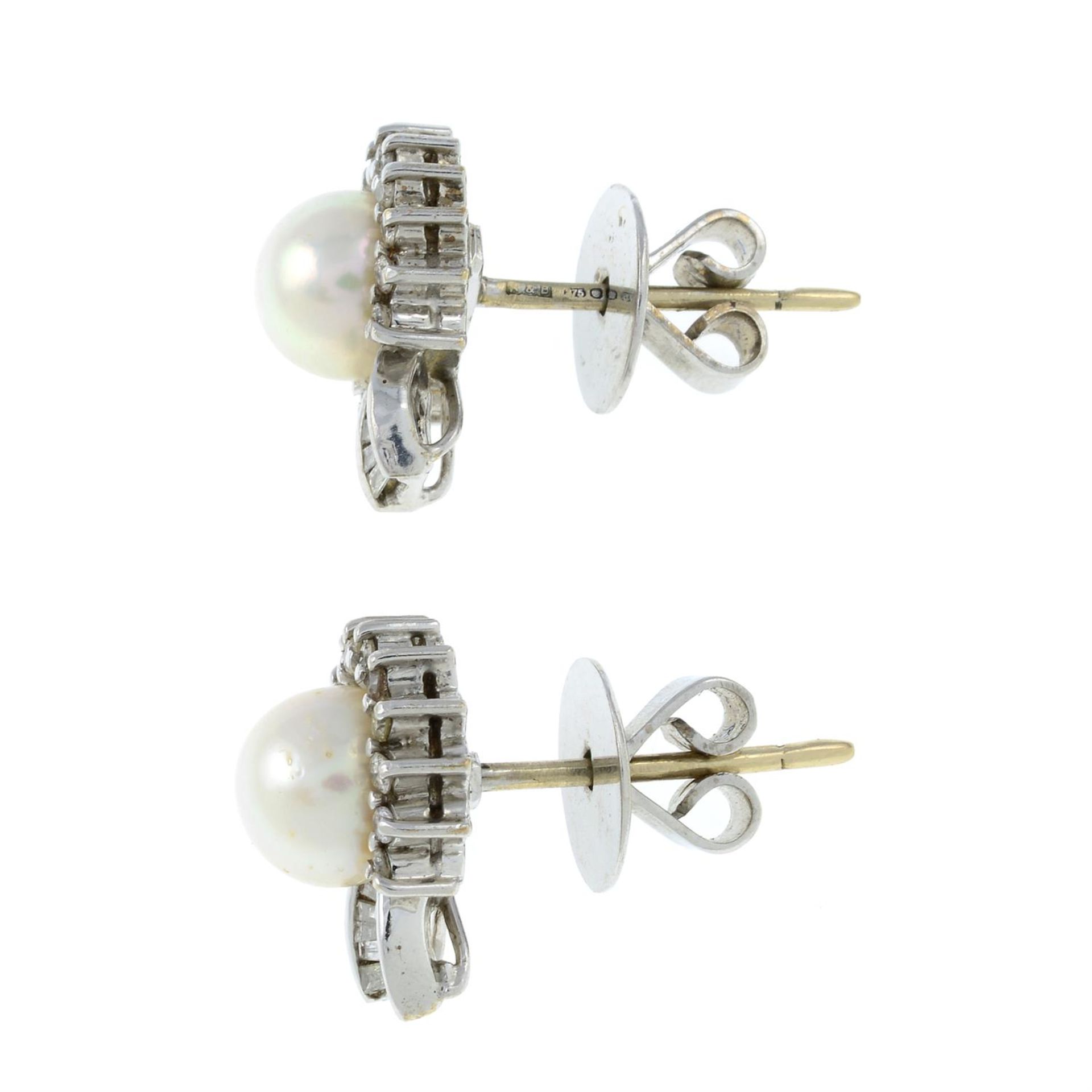 A 9ct gold cultured pearl and vari-cut diamond cluster earrings. - Bild 2 aus 2