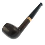 A 9ct gold mid 20th century bakelite and wood pipe.