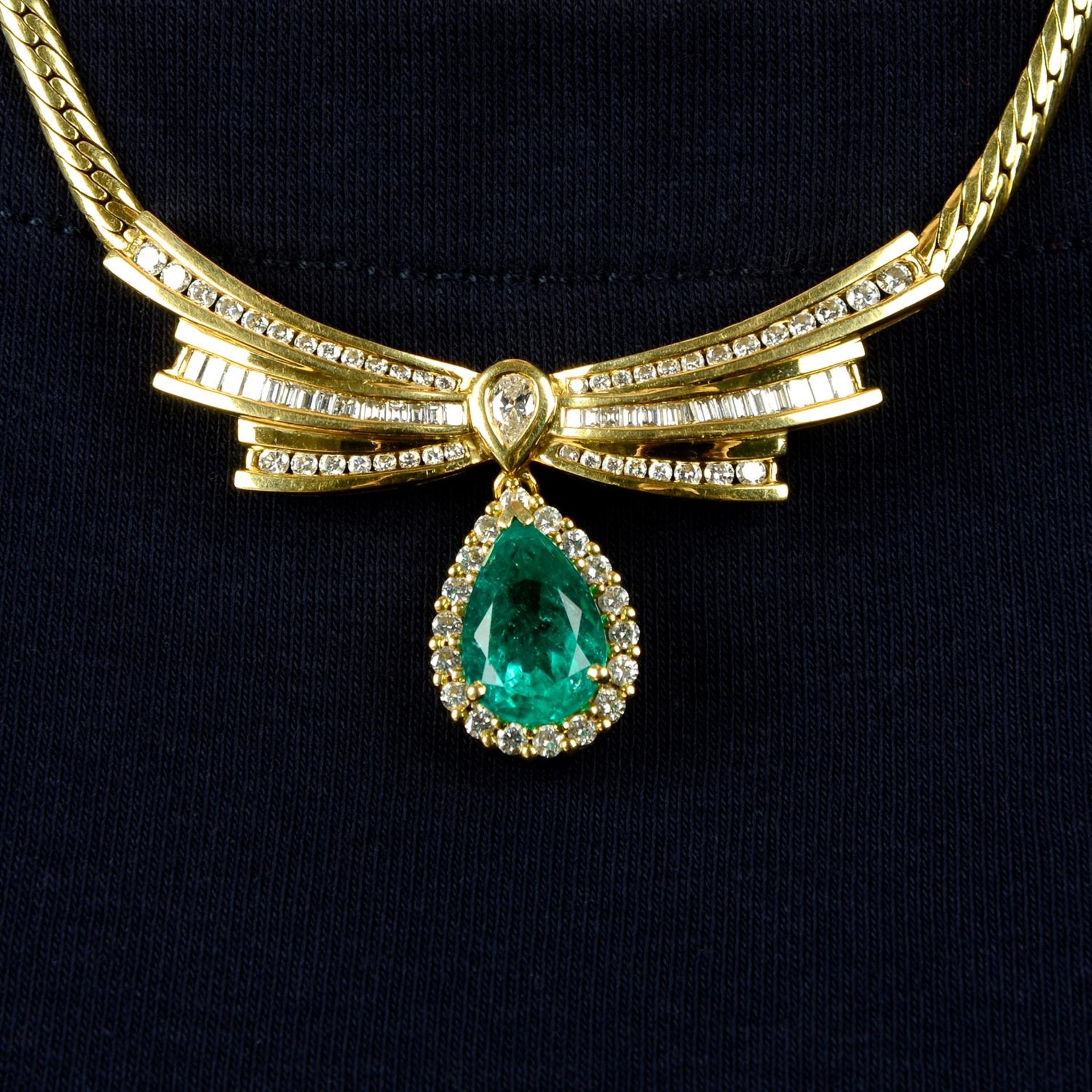 A Colombian emerald and vari-cut diamond necklace. - Image 4 of 6