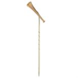 An early 20th century 9ct gold hunting horn stickpin.