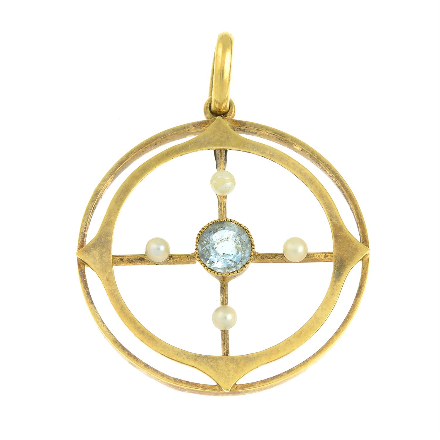 An early 20th century 15ct gold aquamarine and seed pearl pendant.