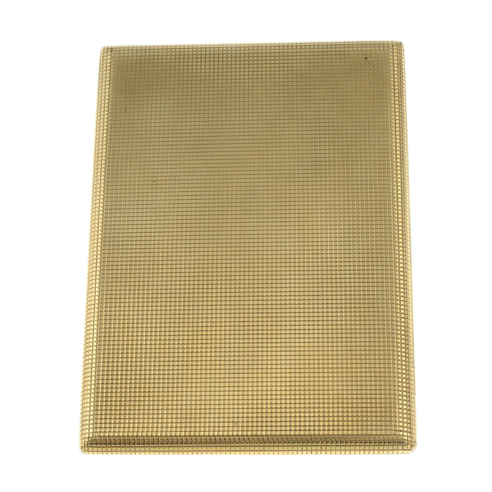 A 1960s 9ct gold textured cigarette case, signed Dunhill London. - Bild 2 aus 4