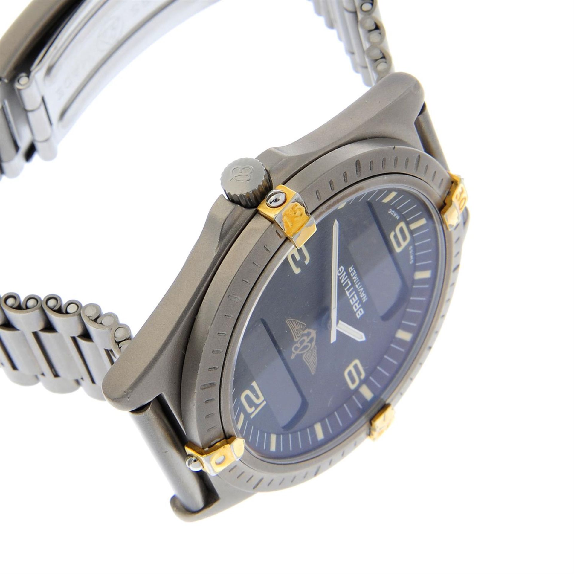 BREITLING - a gentleman's titanium Aerospace bracelet watch, 40mm. - Image 3 of 4