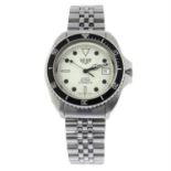 HEUER - a stainless steel Diver bracelet watch, 42mm.