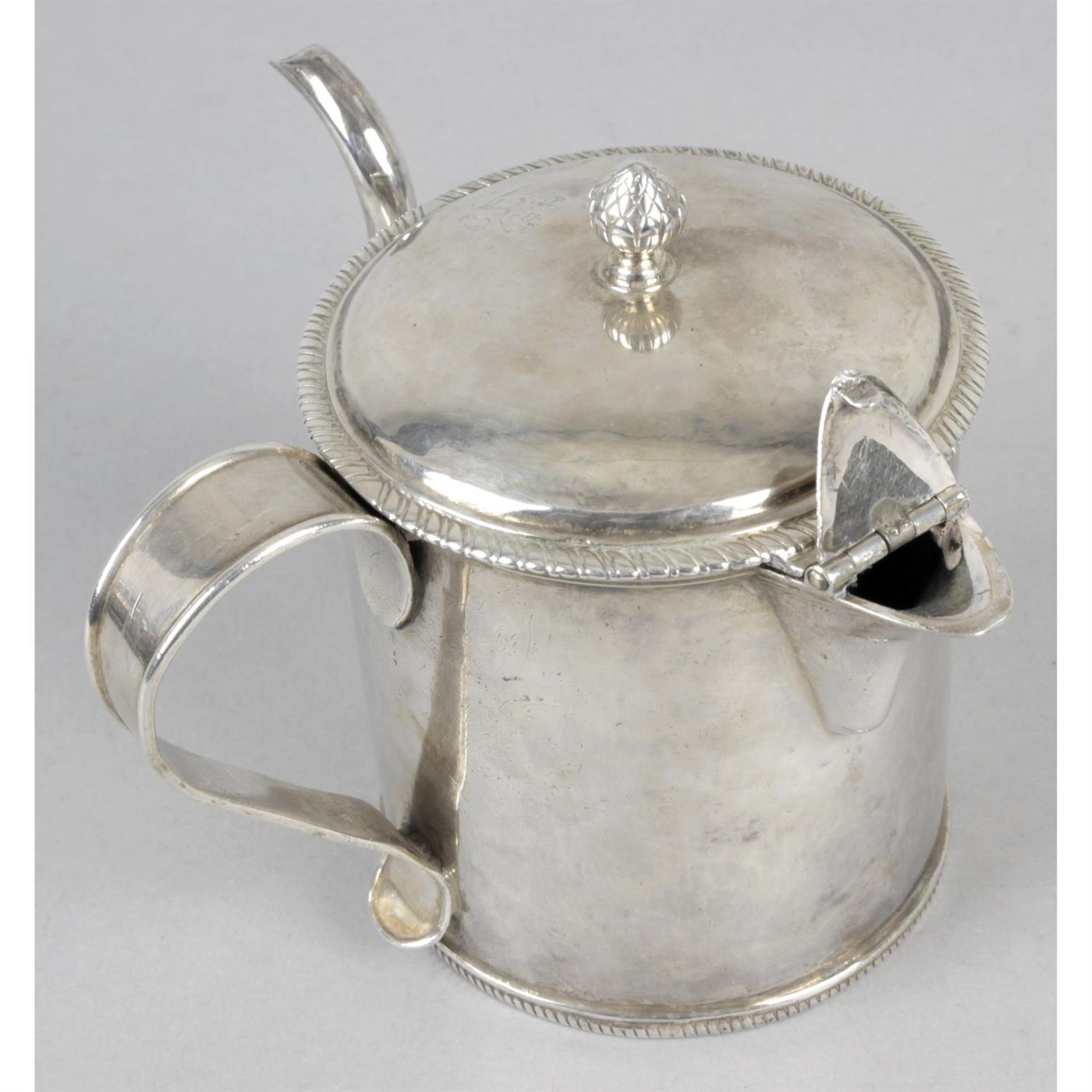 A George III silver Argyle. - Image 3 of 4