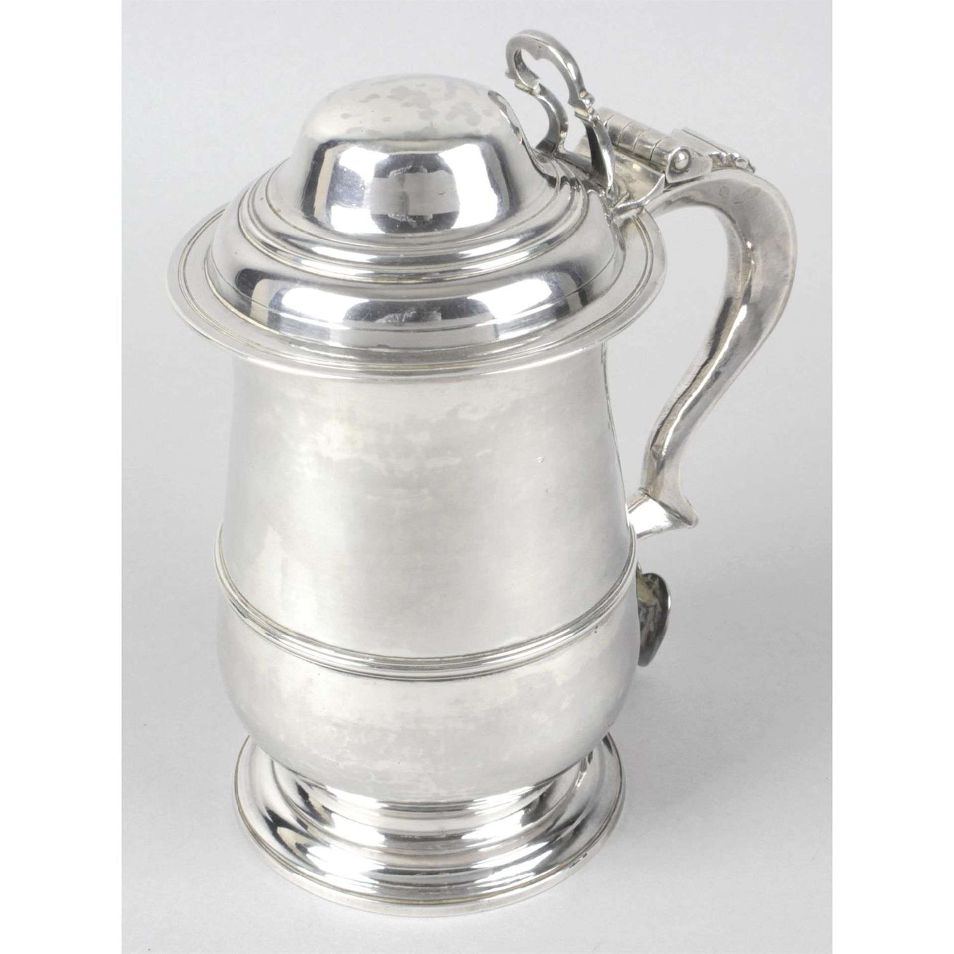 A George III silver tankard by William Collings.