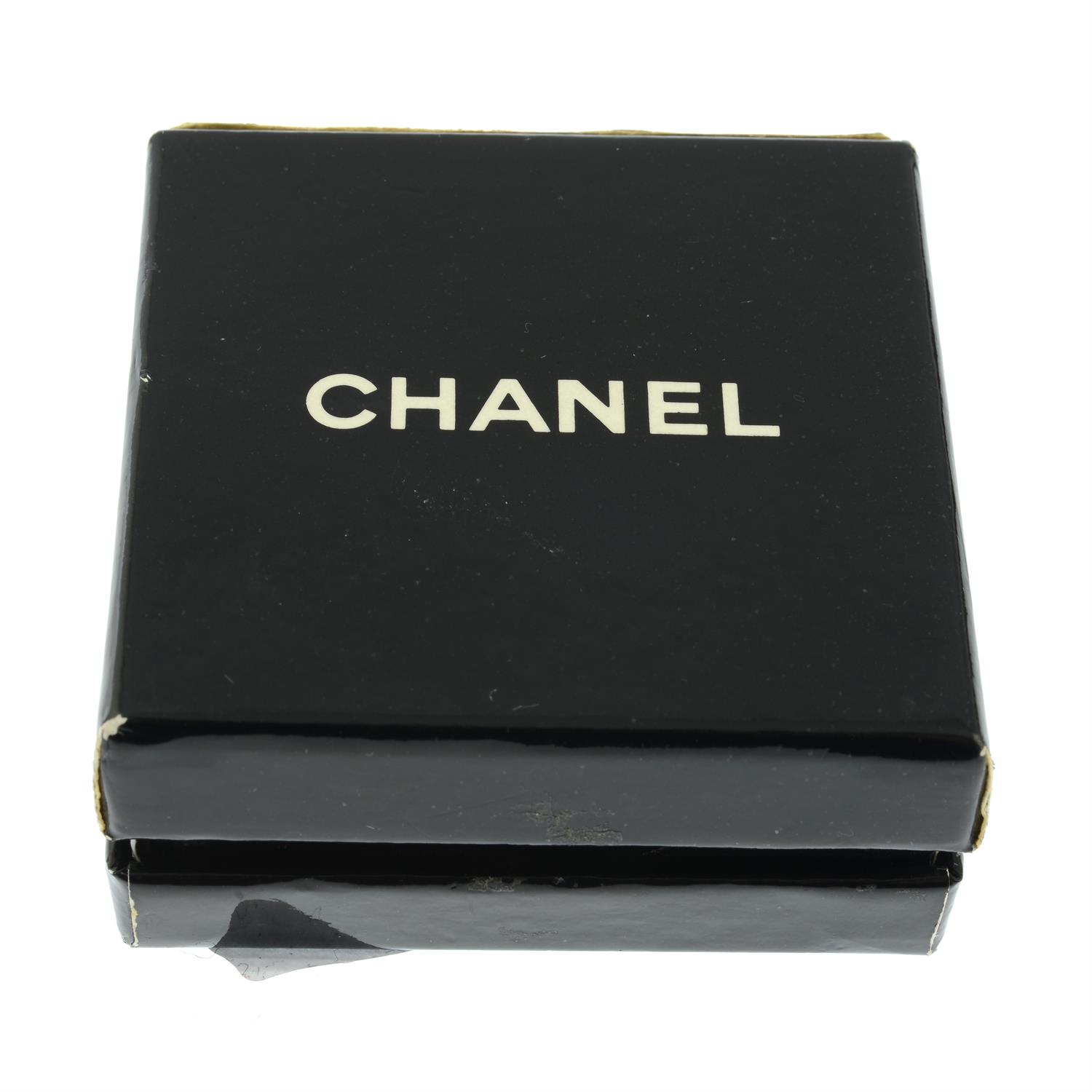 CHANEL - a pair of imitation pearl earrings. - Image 3 of 3