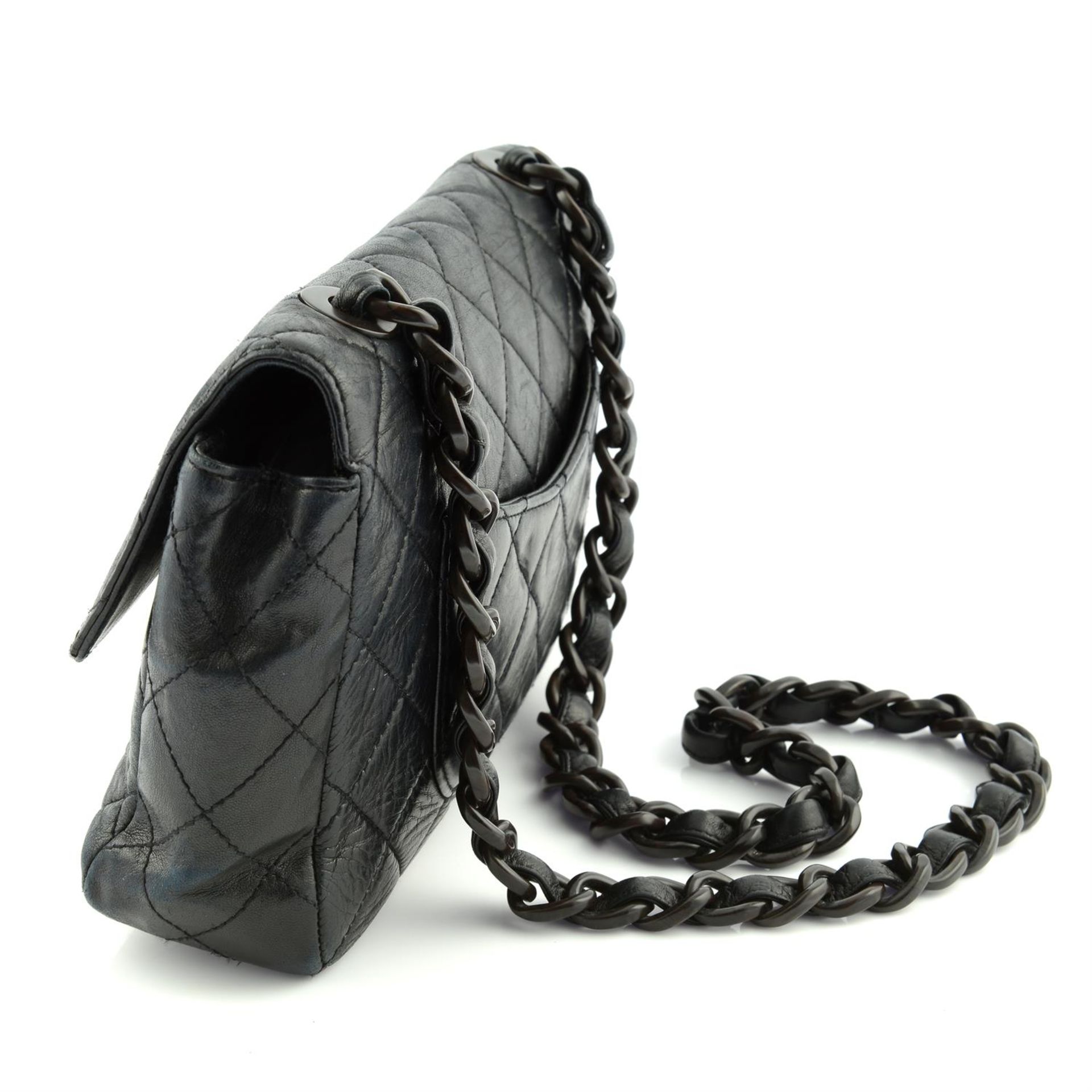 CHANEL - a leather single flap handbag. - Image 3 of 4