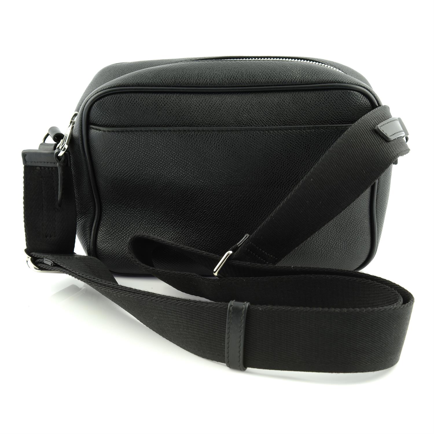 BURBERRY - a black leather camera handbag. - Image 2 of 6
