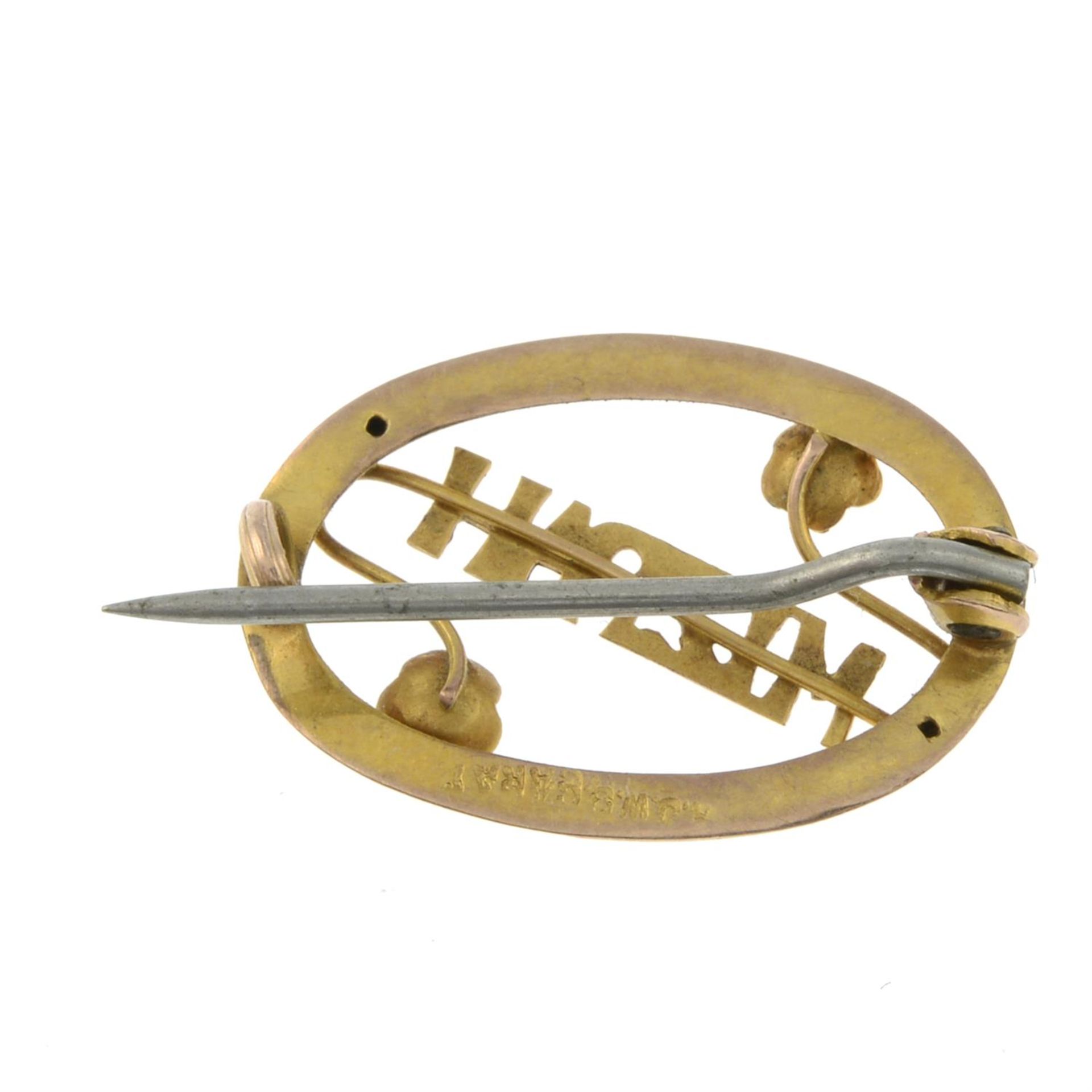 An early 20th century 9ct gold Mizpah brooch. - Image 2 of 2