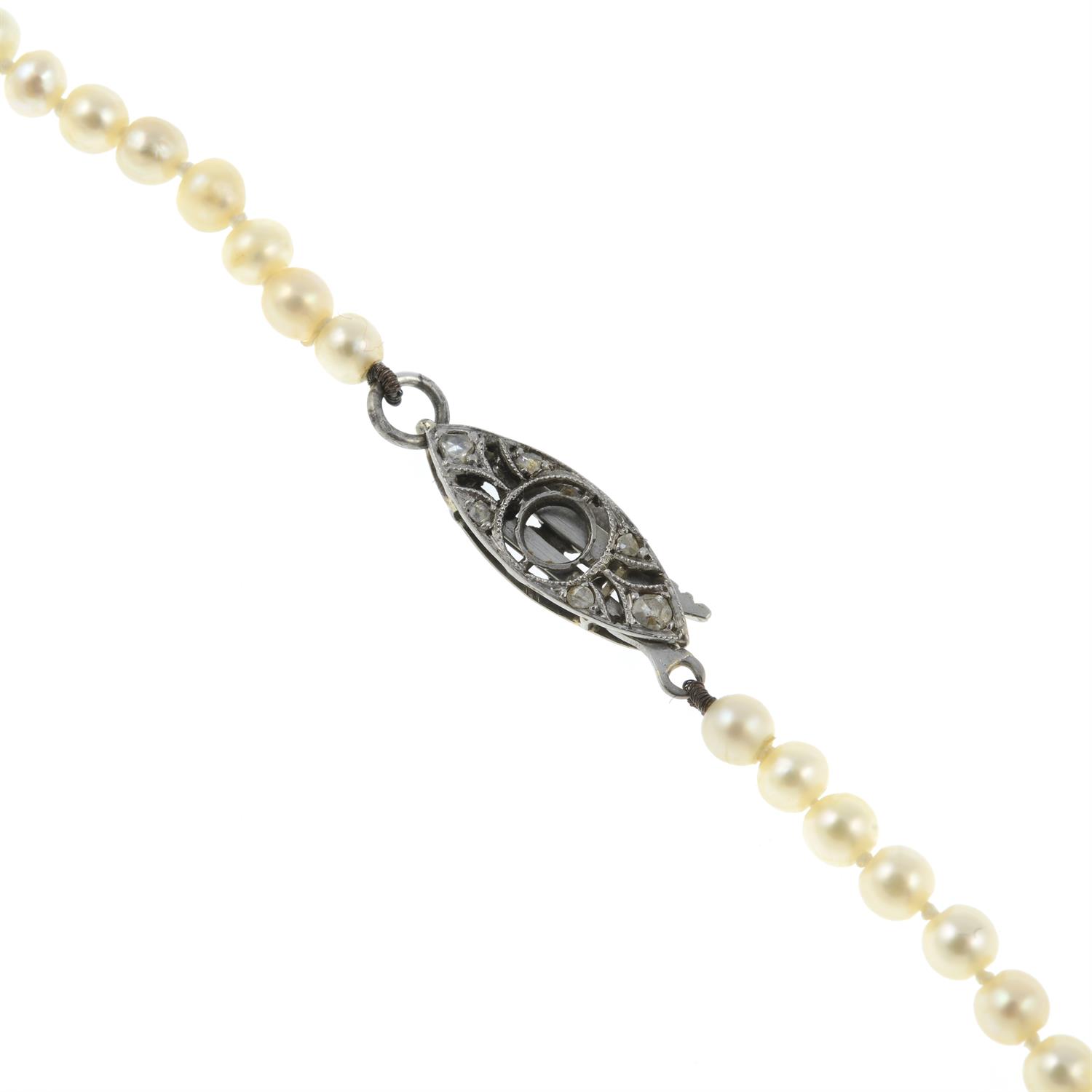 A cultured seed pearl necklace with gold rose-cut diamond clasp. AF. - Image 2 of 2