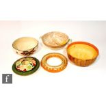 Five pieces of assorted 1930s Art Deco Myott comprising a twin handled bowl in pattern 2684, a fruit