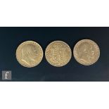 A Victorian Jubilee head, a shield back, and two Edward VII half sovereigns dated 1892, 1906 and