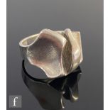 Bjorn Weckstrom for Lapponia - A Finnish silver ring of abstract form, weight 10g, ring size O.