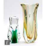 A post war Pizzicato range vase designed by Hana Machowska for Mstisov Glassworks, model number