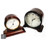 An early 20th Century mahogany circular table barometer incorporating thermometer, by W.Payne &