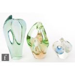 A mid 20th Century Czechoslovakian glass sculptural vase designed by Emanuel Beranek for